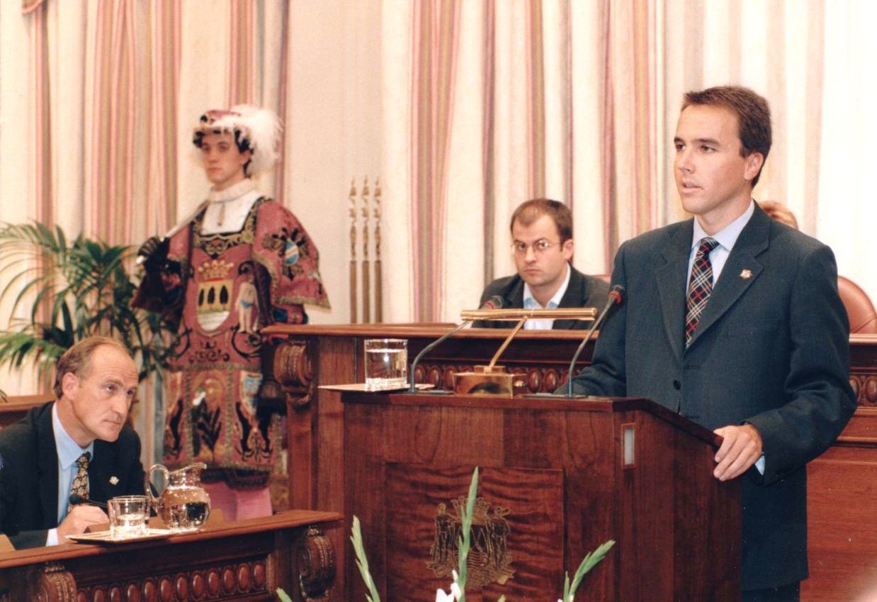 En el Pleno (1999-2003)